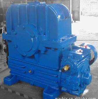 CWG雙級(jí)蝸輪齒輪減速器